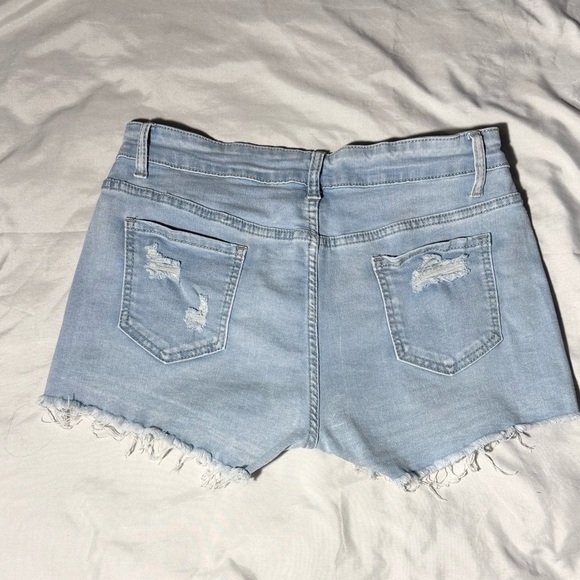 Shein Women’s Light Wash Distressed Jean Shorts Size L – Frayed Hem, High Rise - Picture 7 of 10